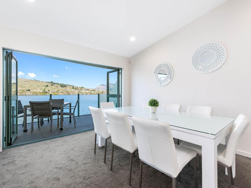 Lakefront Living At Remarkables Retreat - Unit 4 Queenstown Ngoại thất bức ảnh