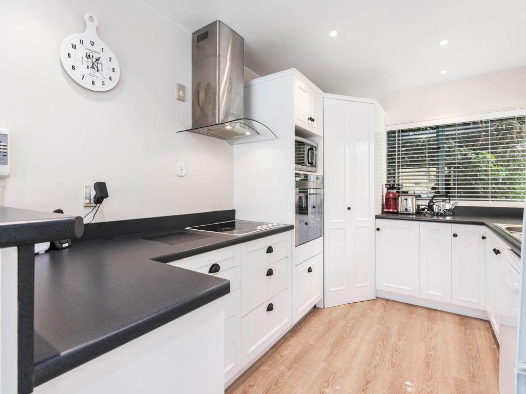 Lakefront Living At Remarkables Retreat - Unit 4 Queenstown Ngoại thất bức ảnh